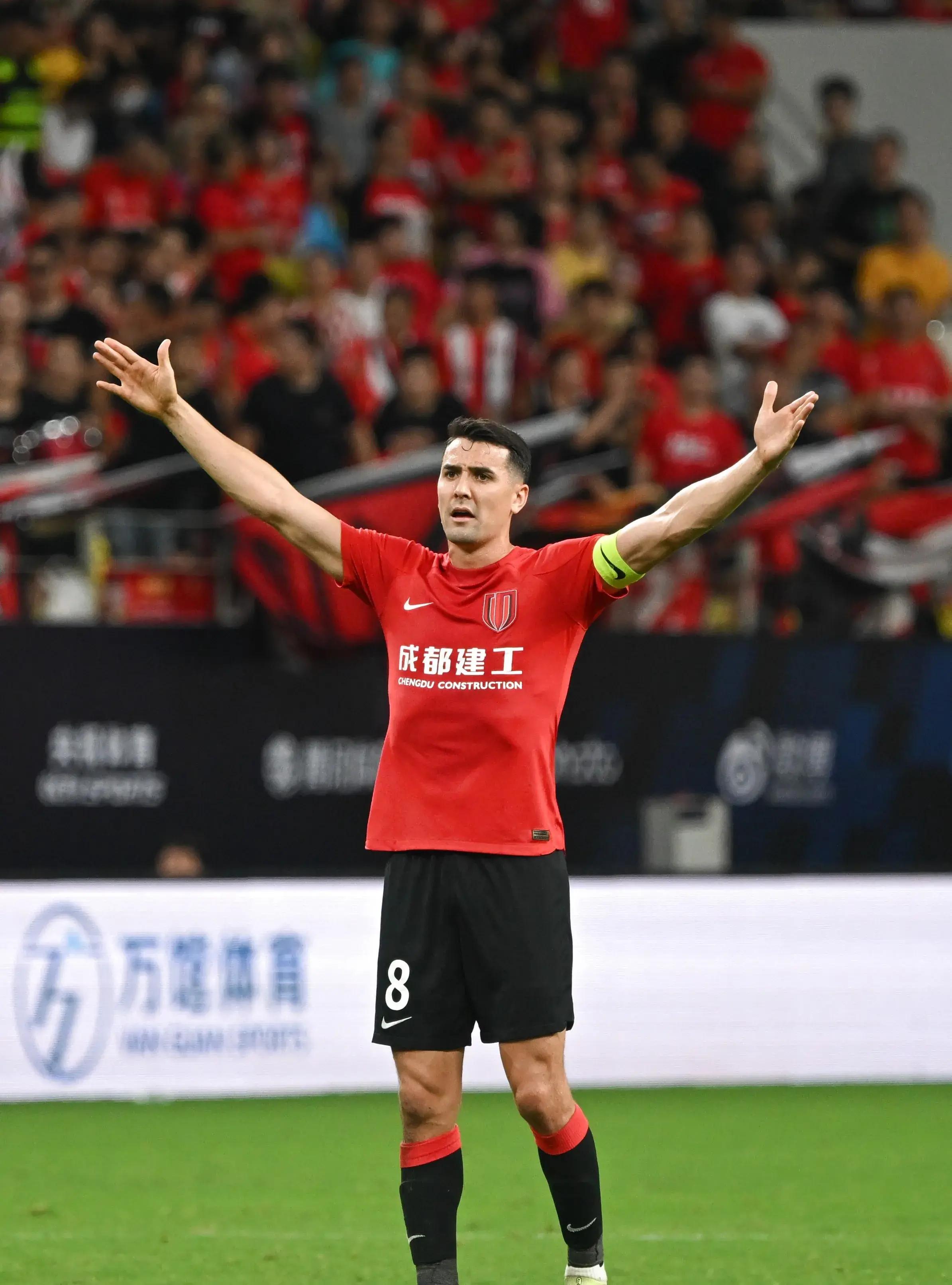 开云中国-西甲今晚再迎强敌，夏洛特黄蜂遗憾出局，主帅态度：话题不断，身体对抗强度拉满的简单介绍-开云中国