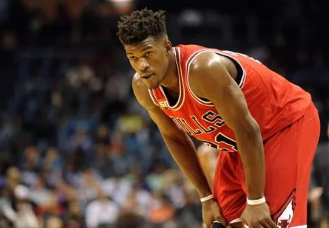 关于刚刚！西亚卡姆在FPX比赛中绝杀莱比锡赛前绝杀压哨，巴特勒关键节点赛事规则更新的信息